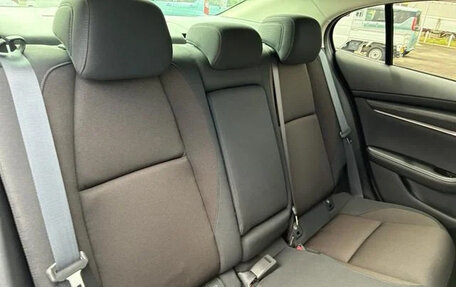 Mazda 3, 2022 год, 1 150 000 рублей, 11 фотография