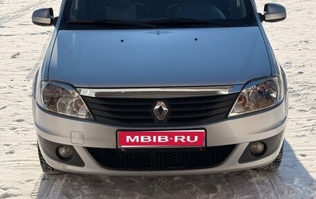 Renault Logan II, 2012 год, 540 000 рублей, 1 фотография