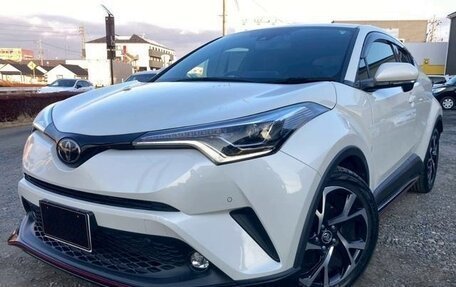 Toyota C-HR I рестайлинг, 2022 год, 1 578 000 рублей, 1 фотография