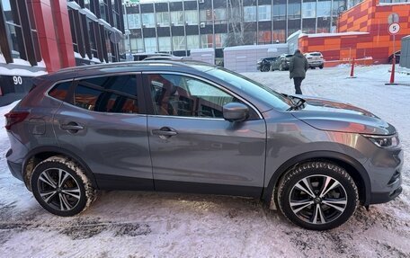 Nissan Qashqai, 2022 год, 2 300 000 рублей, 2 фотография