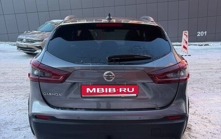 Nissan Qashqai, 2022 год, 2 300 000 рублей, 3 фотография
