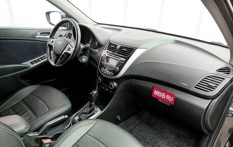 Hyundai Solaris II рестайлинг, 2015 год, 1 090 000 рублей, 13 фотография