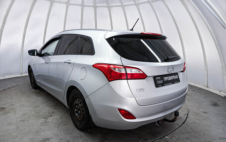 Hyundai i30 II рестайлинг, 2013 год, 990 000 рублей, 8 фотография