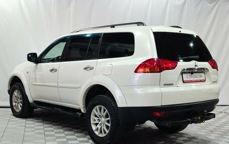 Mitsubishi Pajero Sport II рестайлинг, 2011 год, 1 800 000 рублей, 7 фотография