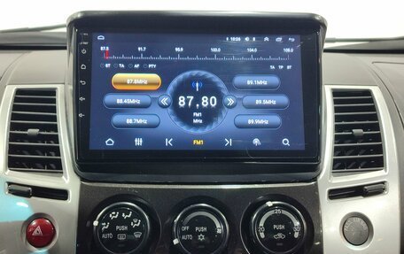 Mitsubishi Pajero Sport II рестайлинг, 2011 год, 1 800 000 рублей, 16 фотография