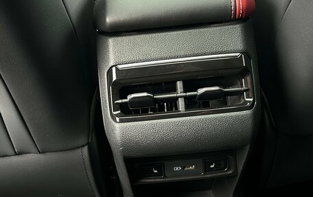 Geely Coolray I, 2024 год, 1 990 000 рублей, 13 фотография