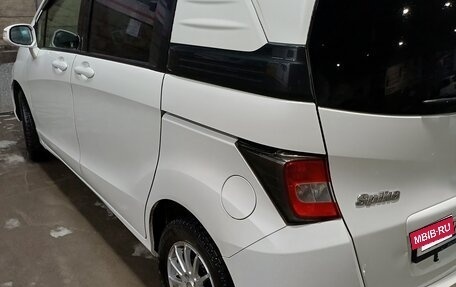 Honda Freed I, 2013 год, 1 250 000 рублей, 4 фотография