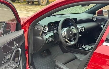 Mercedes-Benz A-Класс, 2022 год, 2 125 000 рублей, 11 фотография