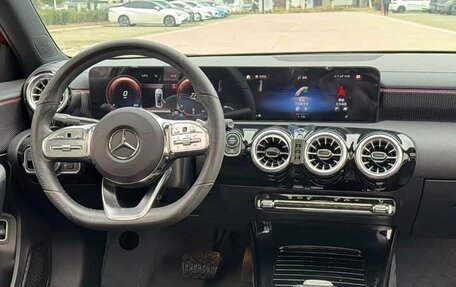 Mercedes-Benz A-Класс, 2022 год, 2 125 000 рублей, 21 фотография