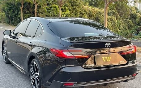 Toyota Camry, 2024 год, 3 390 000 рублей, 2 фотография