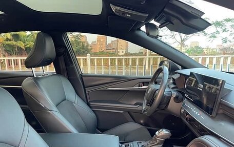 Toyota Camry, 2024 год, 3 390 000 рублей, 9 фотография