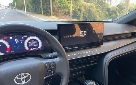 Toyota Camry, 2024 год, 3 390 000 рублей, 14 фотография