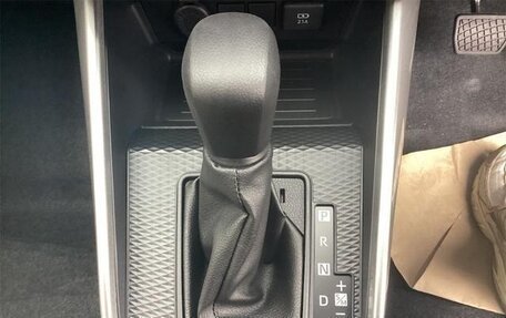 Toyota Raize I, 2025 год, 2 000 000 рублей, 13 фотография