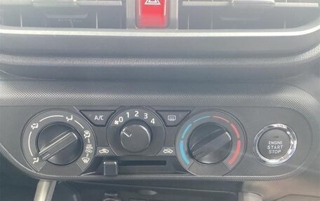 Toyota Raize I, 2025 год, 2 000 000 рублей, 11 фотография
