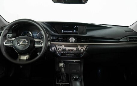 Lexus ES VII, 2016 год, 2 522 000 рублей, 7 фотография