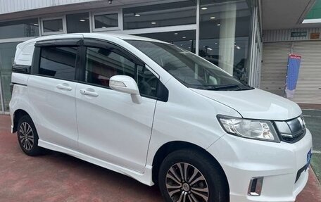 Honda Freed I, 2015 год, 974 000 рублей, 4 фотография