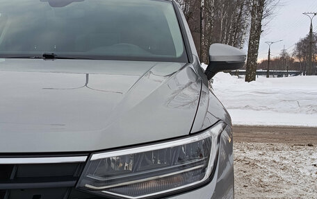 Volkswagen Tiguan II, 2021 год, 3 550 000 рублей, 21 фотография