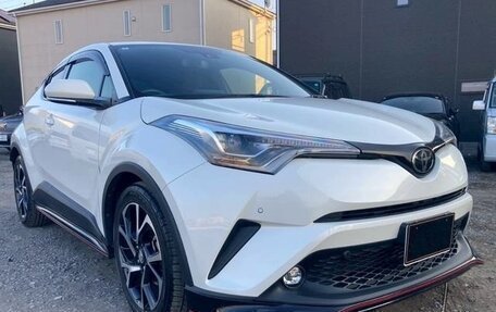 Toyota C-HR I рестайлинг, 2022 год, 1 578 000 рублей, 3 фотография