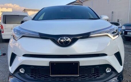 Toyota C-HR I рестайлинг, 2022 год, 1 578 000 рублей, 2 фотография