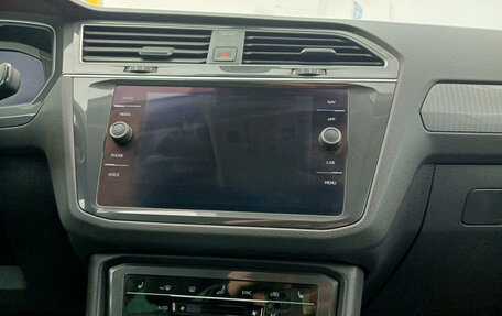 Volkswagen Tiguan II, 2021 год, 3 550 000 рублей, 18 фотография