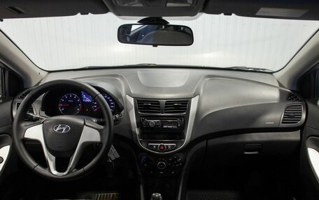 Hyundai Solaris II рестайлинг, 2011 год, 710 000 рублей, 20 фотография