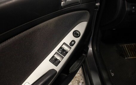 Hyundai Solaris II рестайлинг, 2011 год, 710 000 рублей, 31 фотография