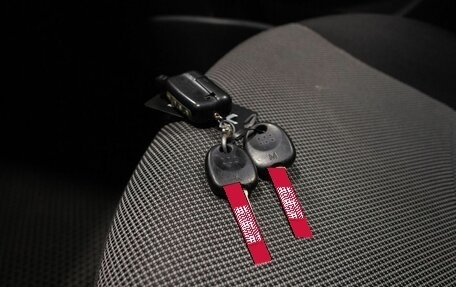 Hyundai Solaris II рестайлинг, 2011 год, 710 000 рублей, 35 фотография