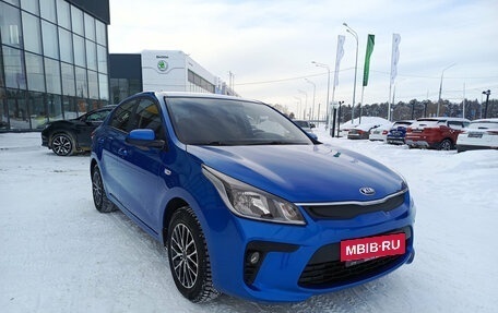 KIA Rio IV, 2019 год, 1 620 000 рублей, 3 фотография