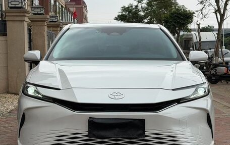 Toyota Camry, 2025 год, 3 468 000 рублей, 5 фотография