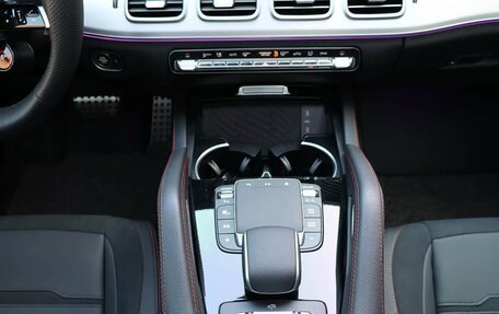 Mercedes-Benz GLE AMG, 2024 год, 13 000 000 рублей, 23 фотография