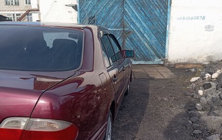 Mercedes-Benz E-Класс, 1996 год, 350 000 рублей, 6 фотография