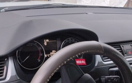 Skoda Rapid I, 2018 год, 980 000 рублей, 8 фотография