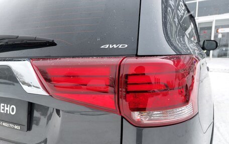 Mitsubishi Outlander III рестайлинг 3, 2019 год, 2 500 000 рублей, 14 фотография