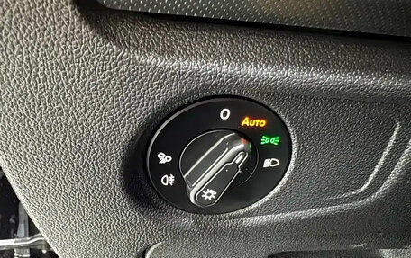 Volkswagen Passat B8 рестайлинг, 2022 год, 1 650 000 рублей, 15 фотография