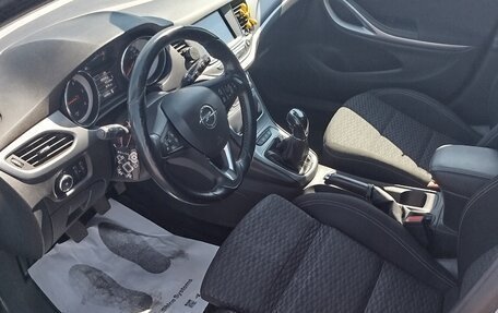 Opel Astra K, 2017 год, 1 450 000 рублей, 6 фотография