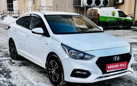 Hyundai Solaris II рестайлинг, 2019 год, 990 000 рублей, 1 фотография