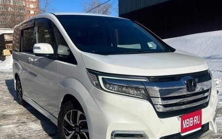 Honda Stepwgn IV, 2018 год, 2 200 000 рублей, 1 фотография