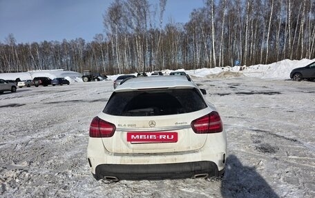 Mercedes-Benz GLA, 2019 год, 2 750 000 рублей, 4 фотография