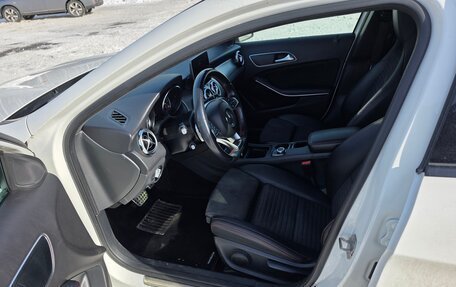 Mercedes-Benz GLA, 2019 год, 2 750 000 рублей, 8 фотография