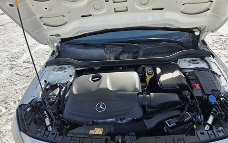 Mercedes-Benz GLA, 2019 год, 2 750 000 рублей, 10 фотография