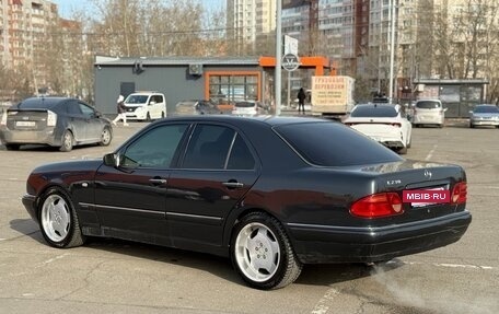 Mercedes-Benz E-Класс, 1997 год, 750 000 рублей, 4 фотография