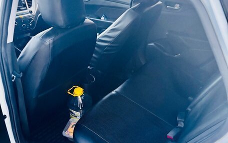 Hyundai Solaris II рестайлинг, 2019 год, 990 000 рублей, 5 фотография