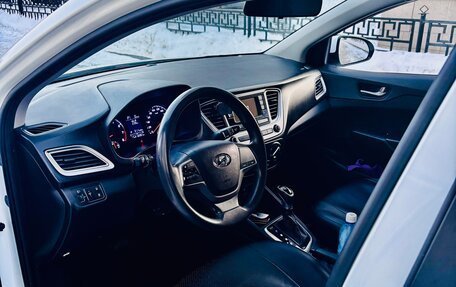 Hyundai Solaris II рестайлинг, 2019 год, 990 000 рублей, 6 фотография