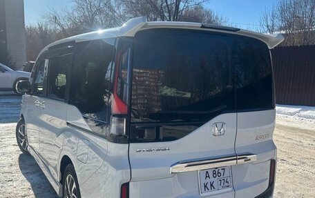 Honda Stepwgn IV, 2018 год, 2 200 000 рублей, 4 фотография