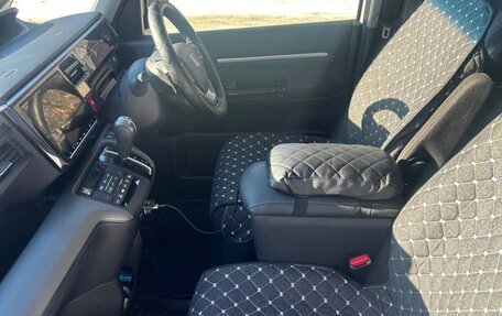 Honda Stepwgn IV, 2018 год, 2 200 000 рублей, 5 фотография