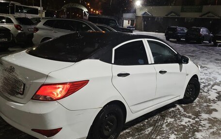 Hyundai Solaris II рестайлинг, 2016 год, 630 000 рублей, 2 фотография