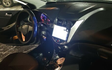 Hyundai Solaris II рестайлинг, 2016 год, 630 000 рублей, 6 фотография