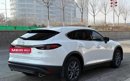 Mazda CX-4, 2021 год, 1 840 000 рублей, 5 фотография