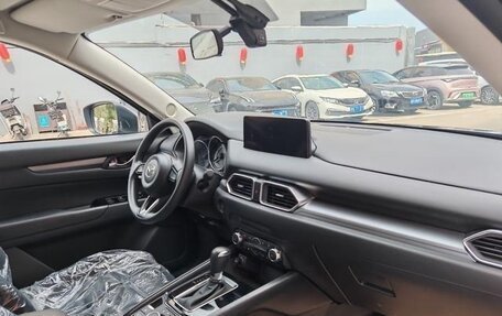 Mazda CX-5 II, 2025 год, 2 550 000 рублей, 13 фотография