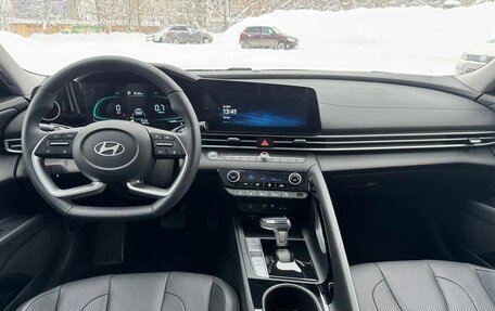 Hyundai Elantra, 2025 год, 2 200 000 рублей, 11 фотография